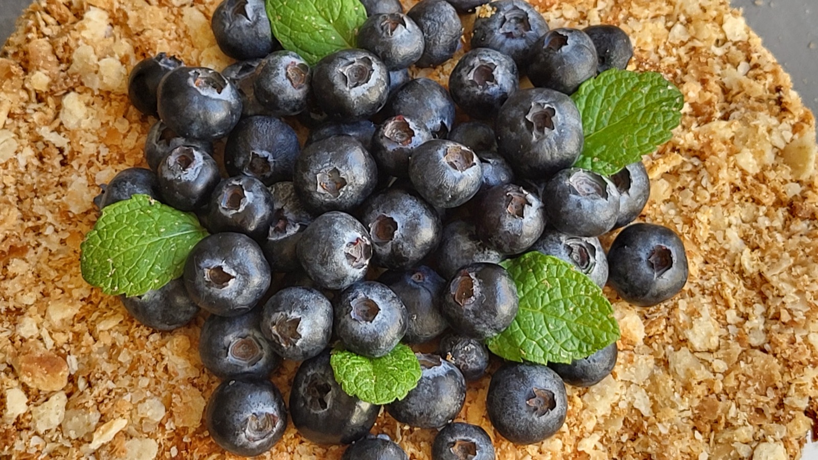 Торт у Лісабоні на замовлення — дизайнерський торт з тематичним оформленням, створений на замовлення для особливих подій.