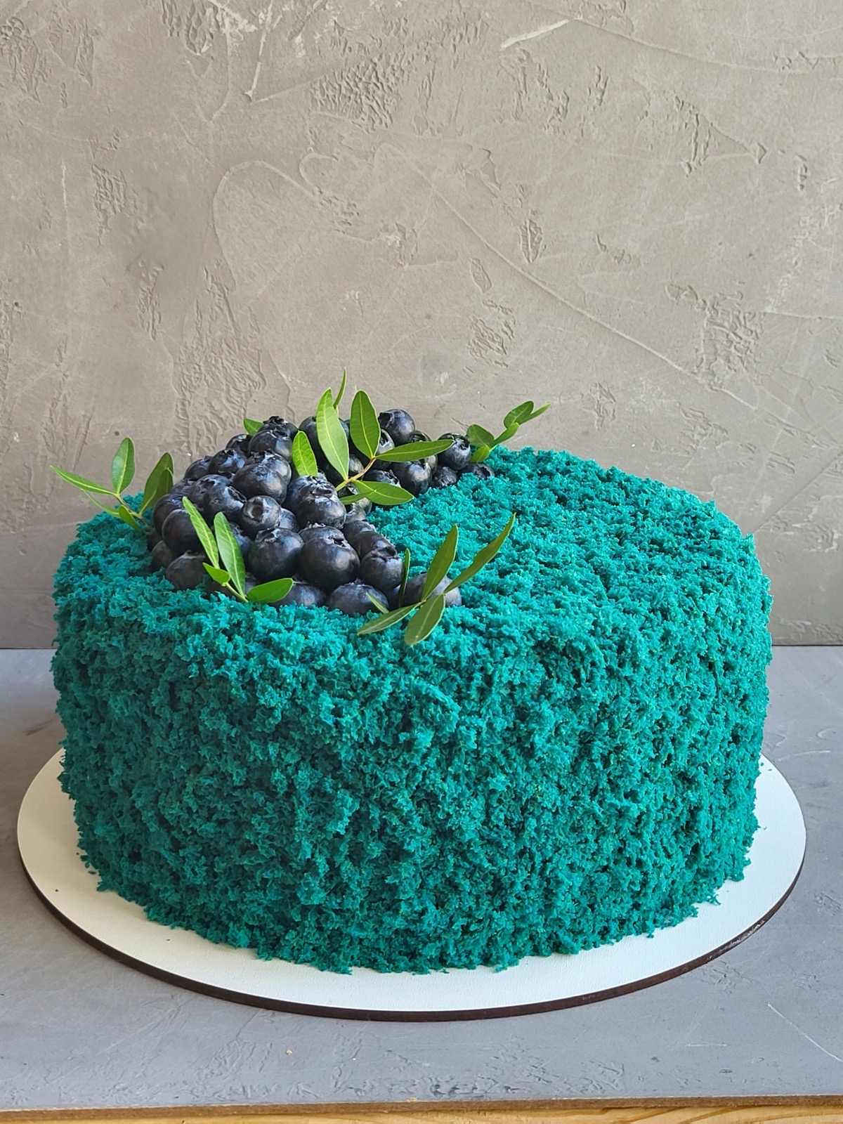 Торт у Лісабоні на замовлення — дизайнерський торт з тематичним оформленням, створений на замовлення для особливих подій.